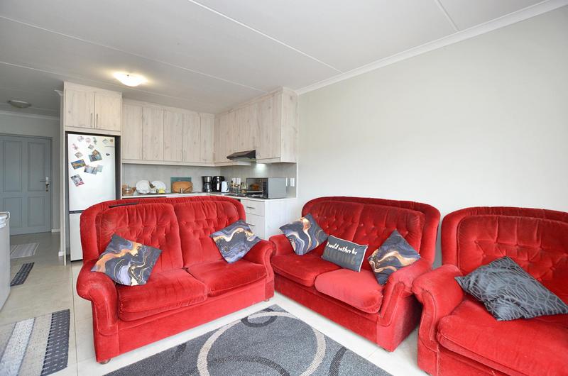 2 Bedroom Property for Sale in Brackenfell South Western Cape